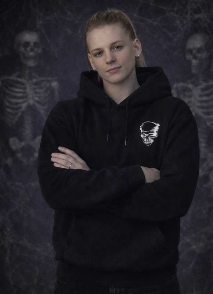 'Blackout Skull' Women's Oversized Hoodie (S)