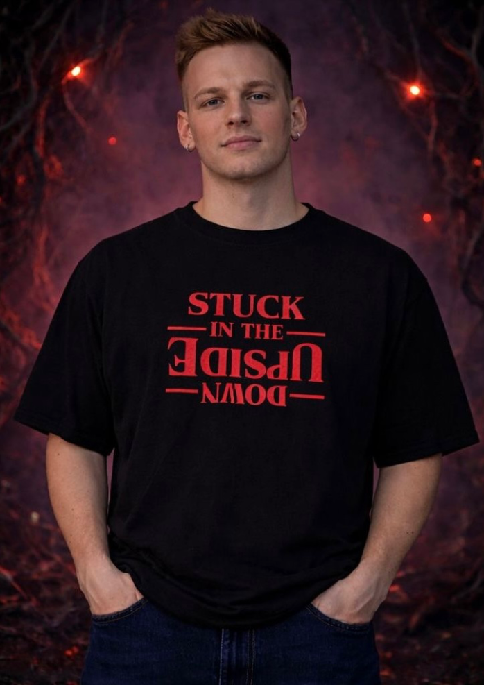 'Upside Down' Men's Oversized T-shirt (S)